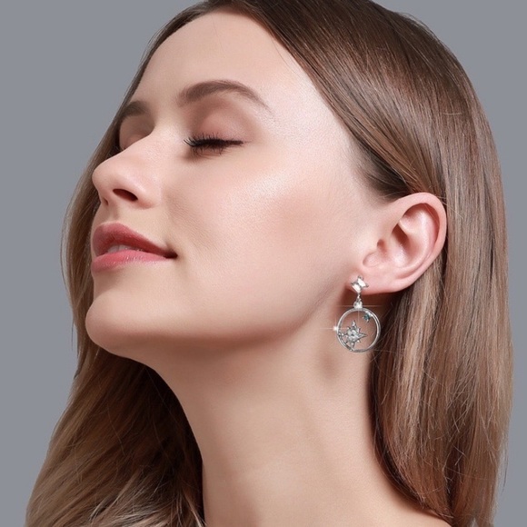 Any 3/$25! Silver Crystal Star Circle Earrings - Picture 5 of 8